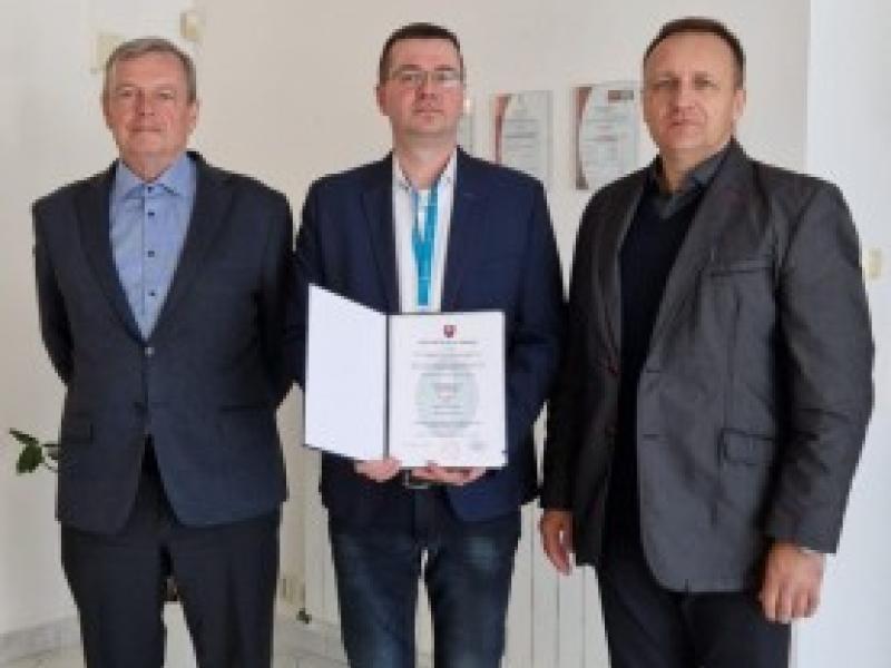 Školenie pre dodávateľov výrobkov alebo služieb na účely obrany